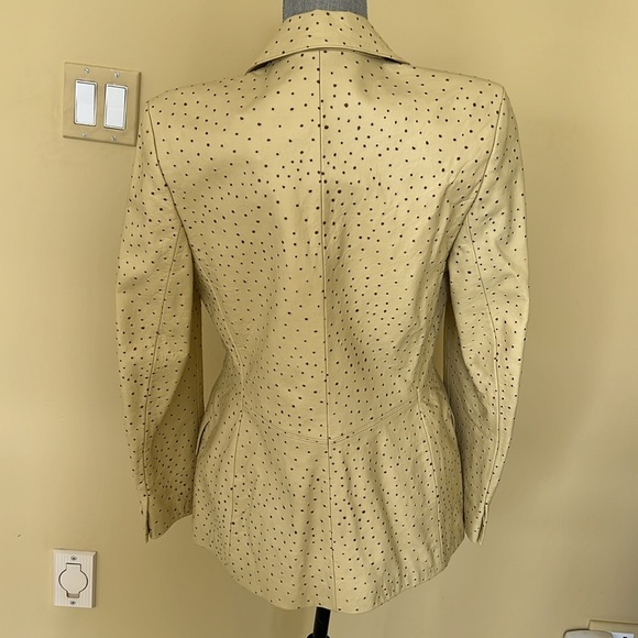 Escada Coat - Picture 6 of 13